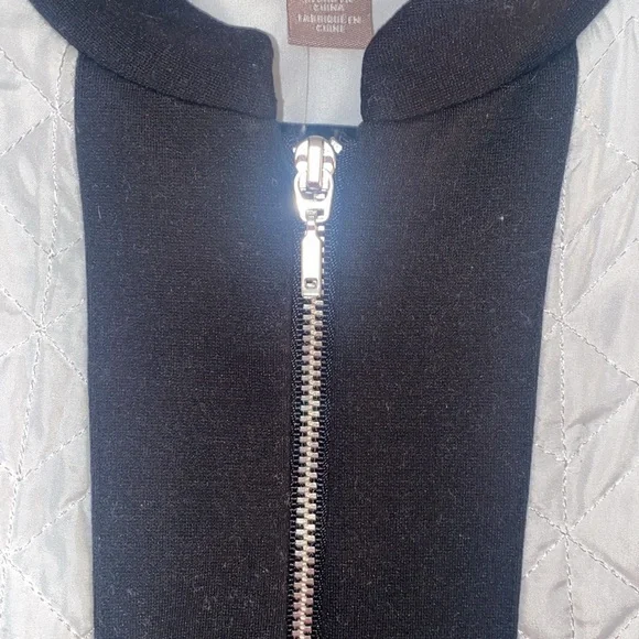 Chico’s Quilted Vest Size 1 (Size S) - Picture 9 of 9